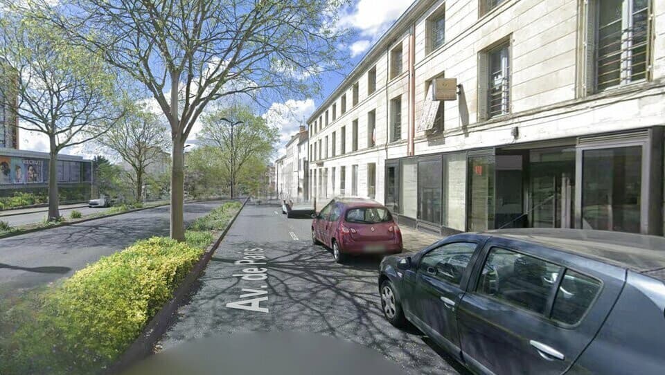 Bureaux à louer Niort — Lot 2 1er étage 259m² — Extérieur — Avenue de Paris