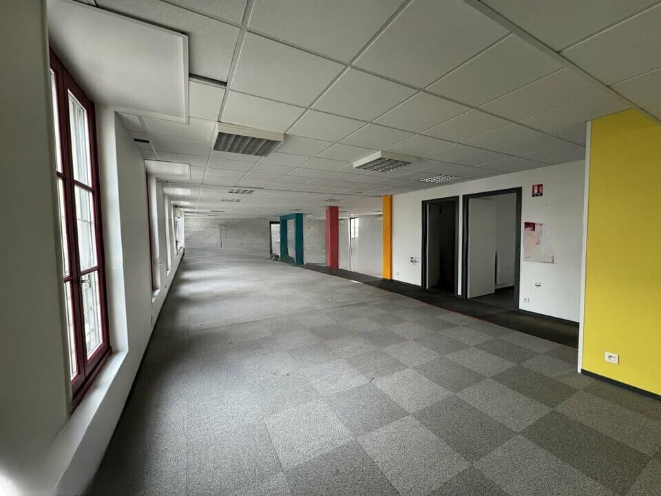 Bureaux à louer Niort — Lot 2 1er étage 259m² — Vue générale — Avenue de Paris