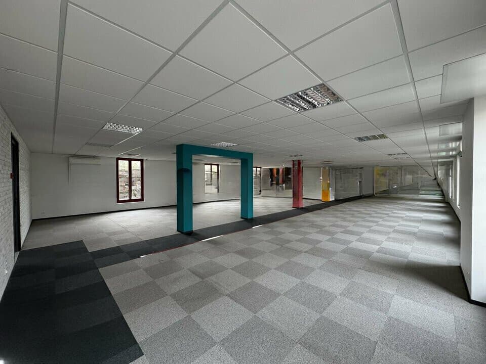 Bureaux à louer Niort — Lot 3 318m² — 1er étage open space — 129 Avenue de Paris